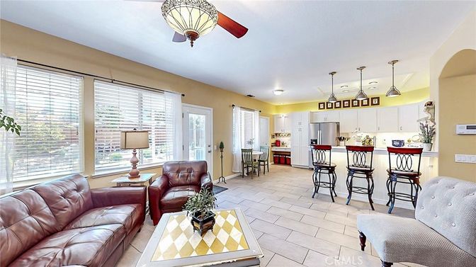 Interior, Kitchen, Living room, Pendant Lights, Stainless Steel Appliances