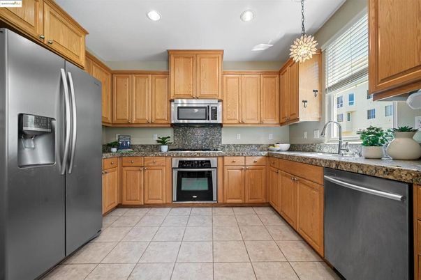 Interior, Kitchen, Pendant Lights, Recessed Lighting, Stainless Steel Appliances