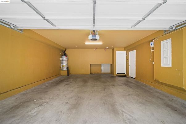 Garage, Interior, Pendant Lights