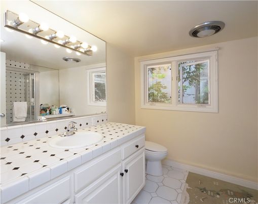 Bathroom, Interior, Tile Countertops