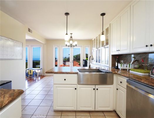 Dining room, Interior, Kitchen, Living room, Pendant Lights, Stainless Steel Appliances, Wood Texture Flooring