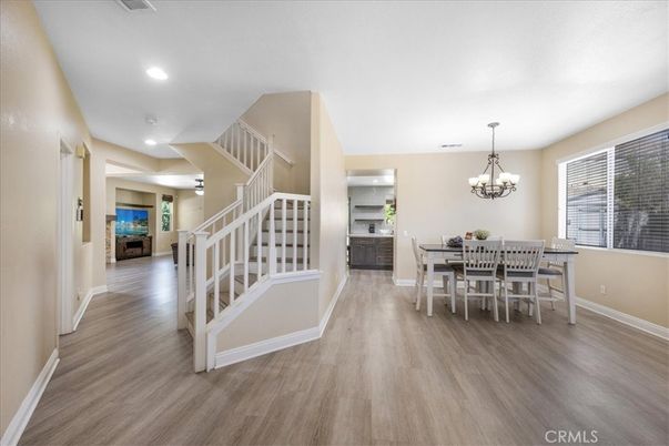 Chandelier, Dining room, Interior, Recessed Lighting, Wood Texture Flooring