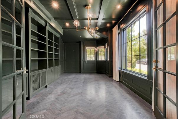 Chandelier, Interior, Pendant Lights, Recessed Lighting, Wood Texture Flooring