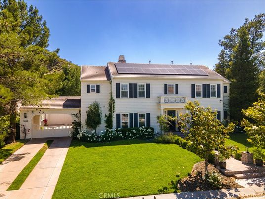 Backyard, Exterior, Facade, Solar Panels, Georgian