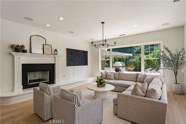 Fireplace, Interior, Living room, Pendant Lights, Recessed Lighting, Wood Texture Flooring