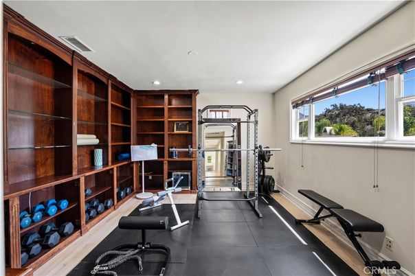 Fitness Equipment, Interior, Recessed Lighting