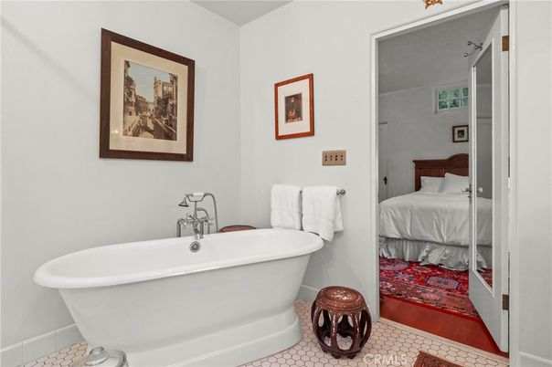 Bathroom, Bedroom, Free Standing Baths, Interior, Wood Texture Flooring