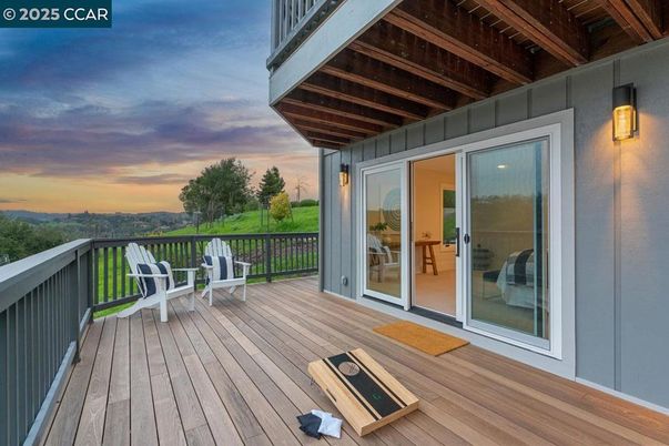 Exterior, Wood Texture Flooring