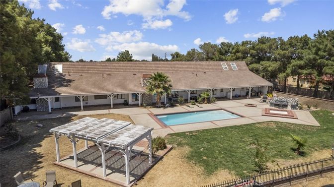 Backyard, Exterior, Pool