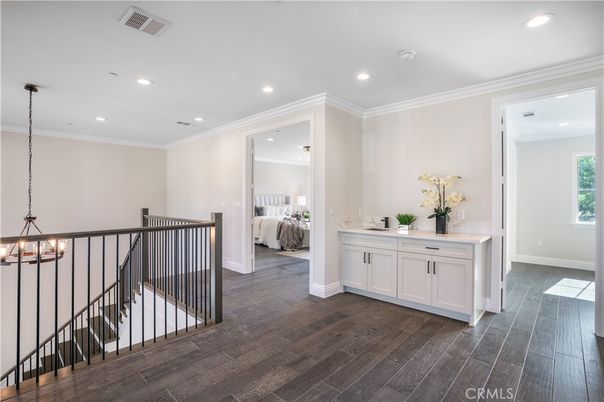 Bedroom, Chandelier, Interior, Pendant Lights, Recessed Lighting, Wood Texture Flooring