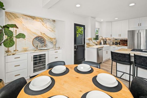 Dining room, Interior, Kitchen, Recessed Lighting, Wood Texture Flooring