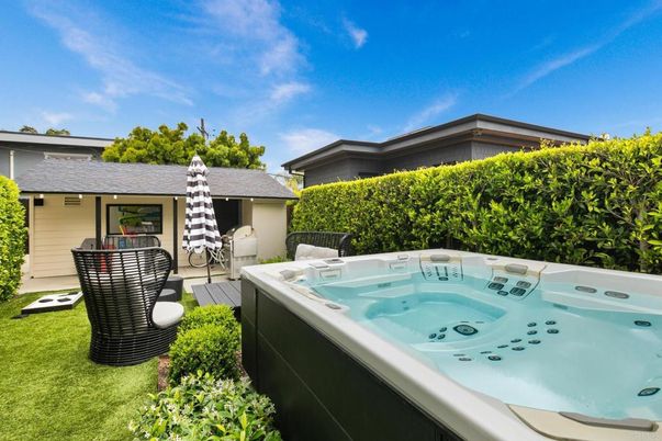 Backyard, Exterior, Hot Tub
