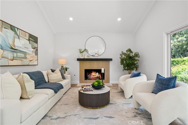 Fireplace, Interior, Living room, Recessed Lighting