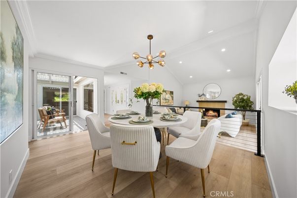 Dining room, Interior, Living room, Pendant Lights, Recessed Lighting, Wood Texture Flooring
