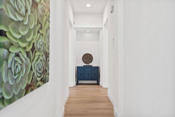 Interior, Recessed Lighting, Wood Texture Flooring