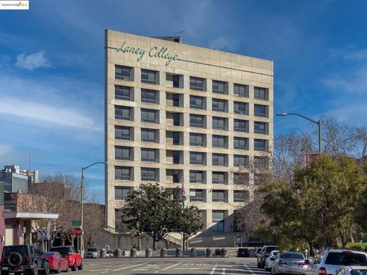 Exterior, Facade, Highrise