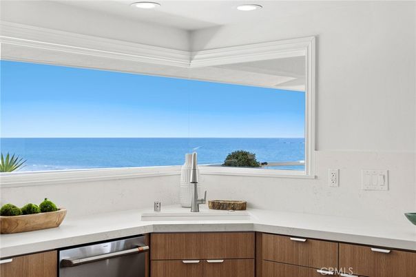 Interior, Recessed Lighting, Stainless Steel Appliances, Water