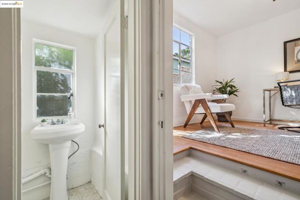 Bathroom, Bedroom, Interior