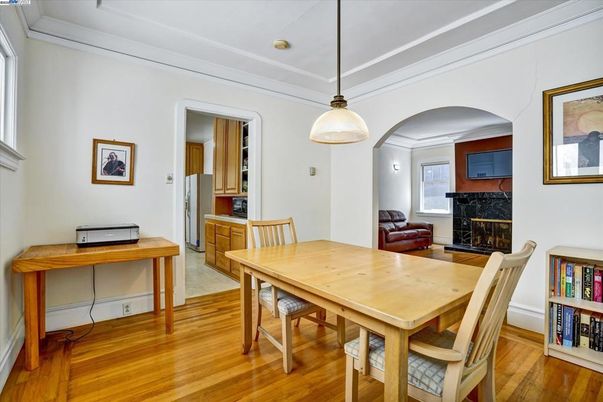 Dining room, Fireplace, Interior, Pendant Lights, Wood Texture Flooring
