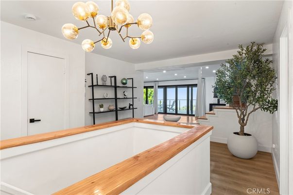 Interior, Pendant Lights, Recessed Lighting, Wood Texture Flooring