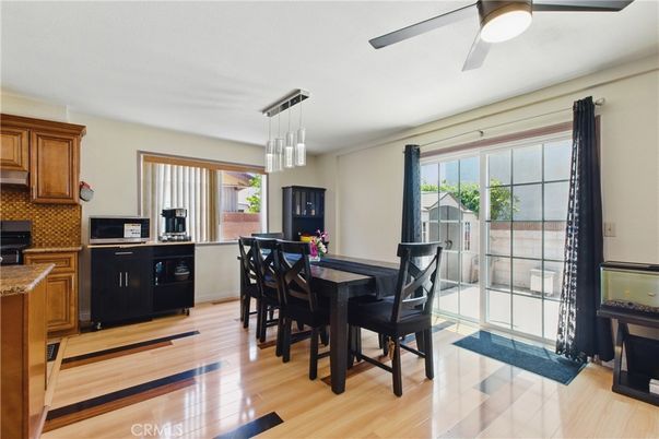 Dining room, Interior, Kitchen, Pendant Lights, Wood Texture Flooring