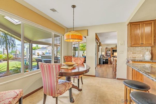 Dining room, Interior, Pendant Lights