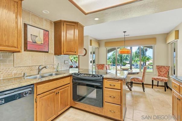 Dining room, Interior, Kitchen, Pendant Lights, Recessed Lighting
