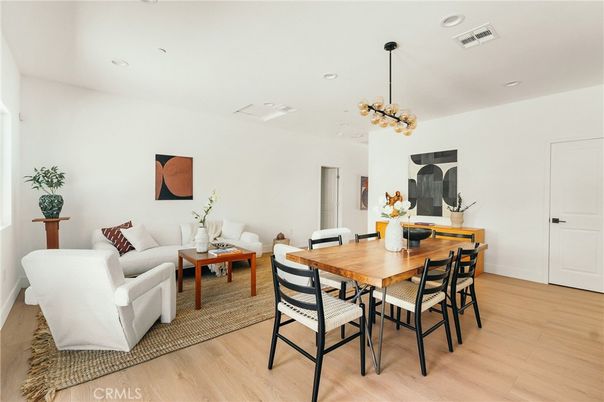 Dining room, Interior, Living room, Pendant Lights, Recessed Lighting, Wood Texture Flooring