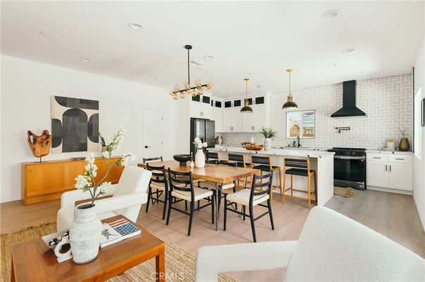 Dining room, Interior, Kitchen, Pendant Lights, Recessed Lighting, Stainless Steel Appliances, Wood Texture Flooring