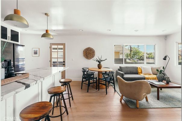 Dining room, Interior, Living room, Pendant Lights, Recessed Lighting, Wood Texture Flooring