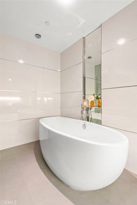 Bathroom, Free Standing Baths, Glass Shower, Interior, Recessed Lighting