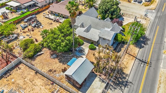 Exterior, Drone