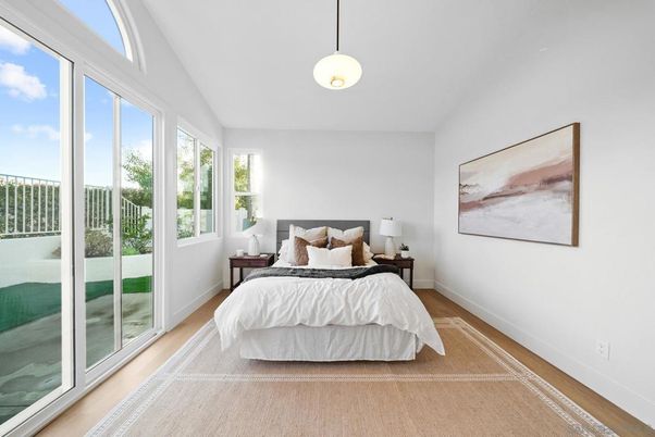 Bedroom, Interior, Pendant Lights, Wood Texture Flooring