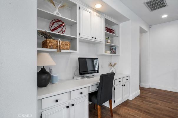 Home Office, Interior, Recessed Lighting, Wood Texture Flooring