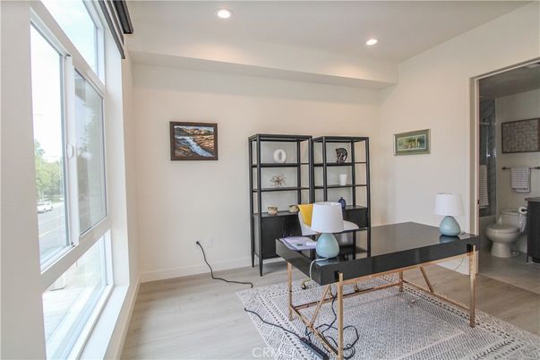 Bathroom, Home Office, Interior, Recessed Lighting, Wood Texture Flooring