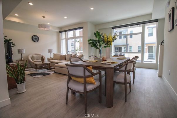 Dining room, Interior, Living room, Pendant Lights, Recessed Lighting, Wood Texture Flooring