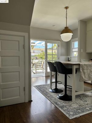 Interior, Pendant Lights, Wood Texture Flooring