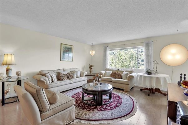 Interior, Living room, Pendant Lights, Wood Texture Flooring