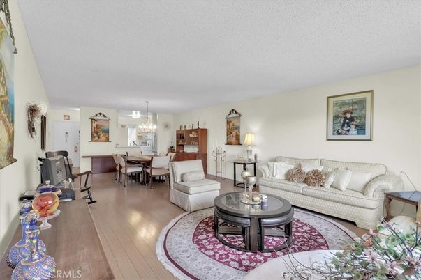 Chandelier, Dining room, Interior, Living room, Wood Texture Flooring