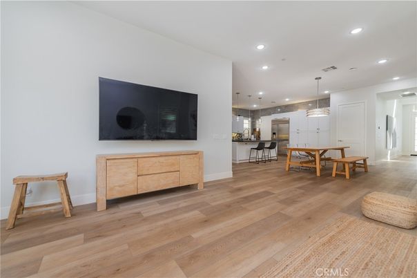 Dining room, Interior, Kitchen, Pendant Lights, Recessed Lighting, Wood Texture Flooring