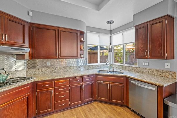 Interior, Kitchen, Pendant Lights, Wood Texture Flooring