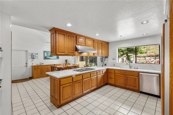 Interior, Kitchen, Recessed Lighting