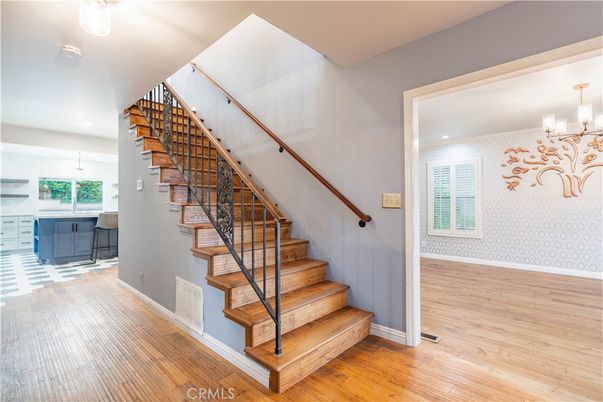 Chandelier, Interior, Recessed Lighting, Wood Texture Flooring