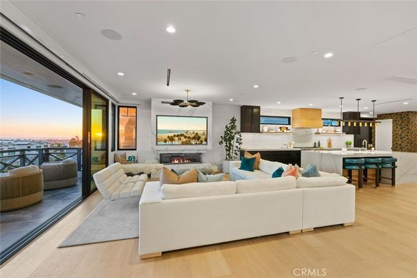 Fireplace, Interior, Kitchen, Living room, Pendant Lights, Recessed Lighting, Wood Texture Flooring