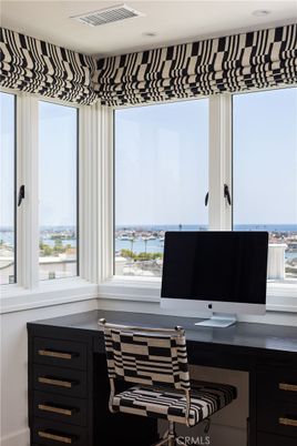 Home Office, Interior, Water