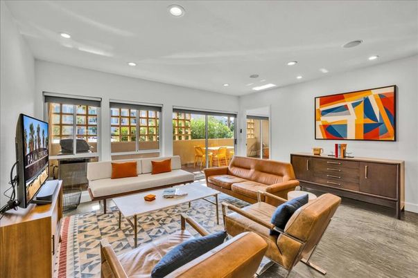 Fireplace, Interior, Living room, Recessed Lighting