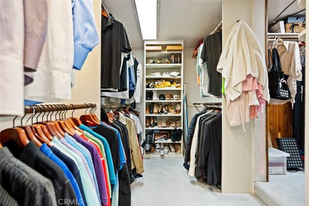 Interior, Walk-in Closets