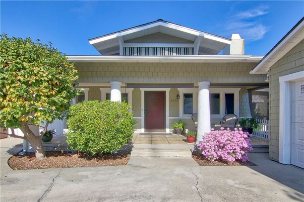 Exterior, Facade, American Craftsman