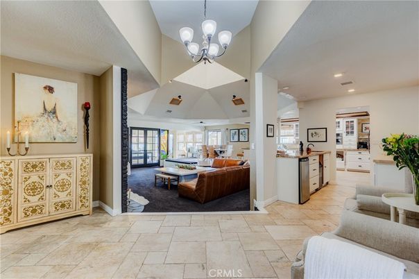 Chandelier, Interior, Kitchen, Living room, Pendant Lights, Recessed Lighting