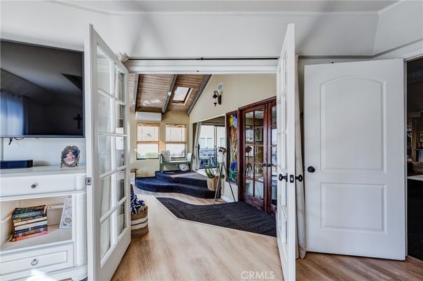 Bedroom, Interior, Wooden Ceilings, Wood Texture Flooring